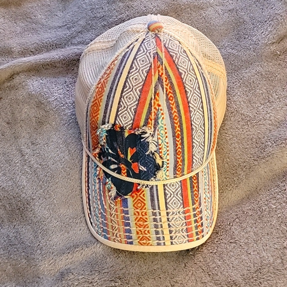Pistil Hat